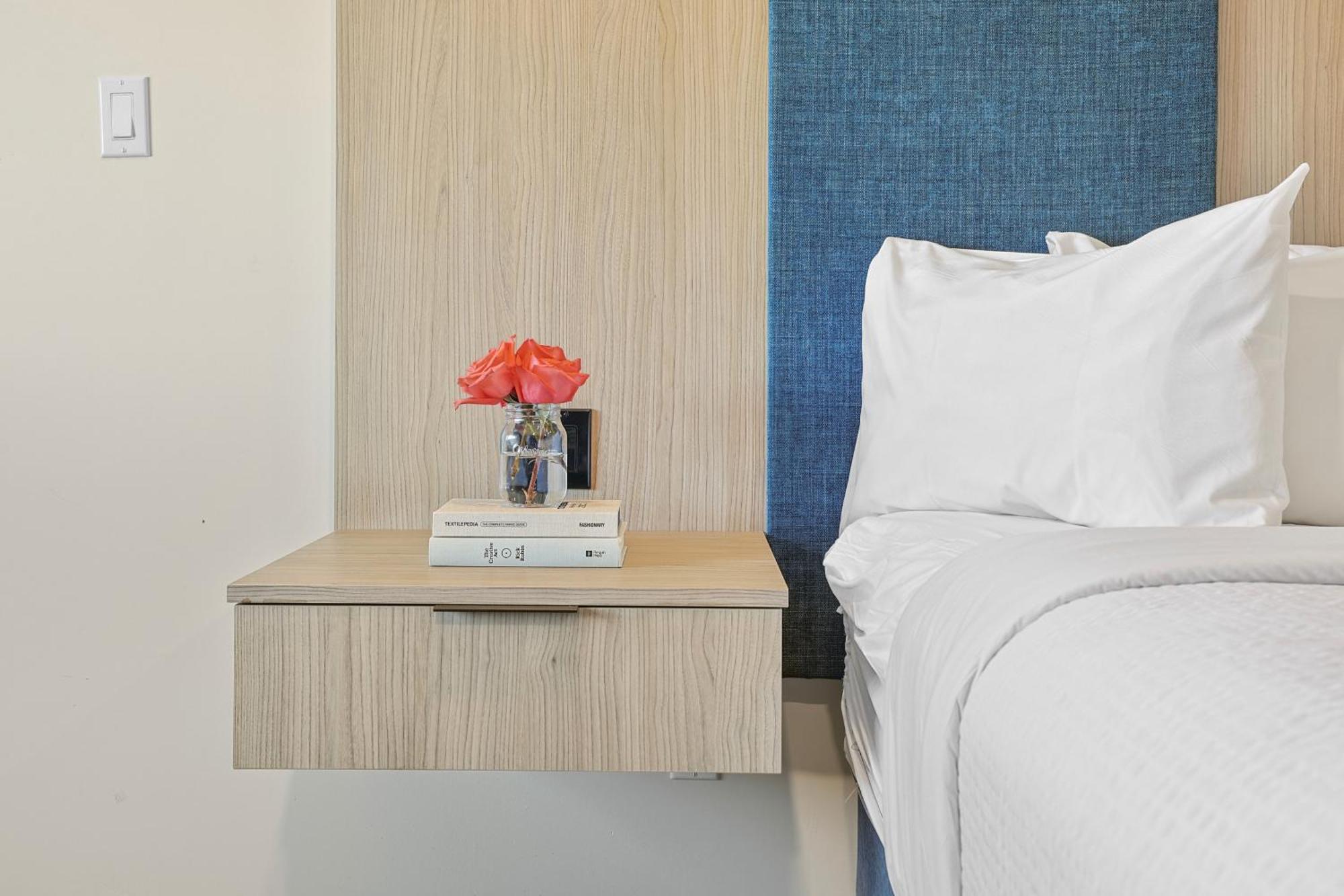 The Jordan Hotel Ramada By Wyndham Buitenkant foto