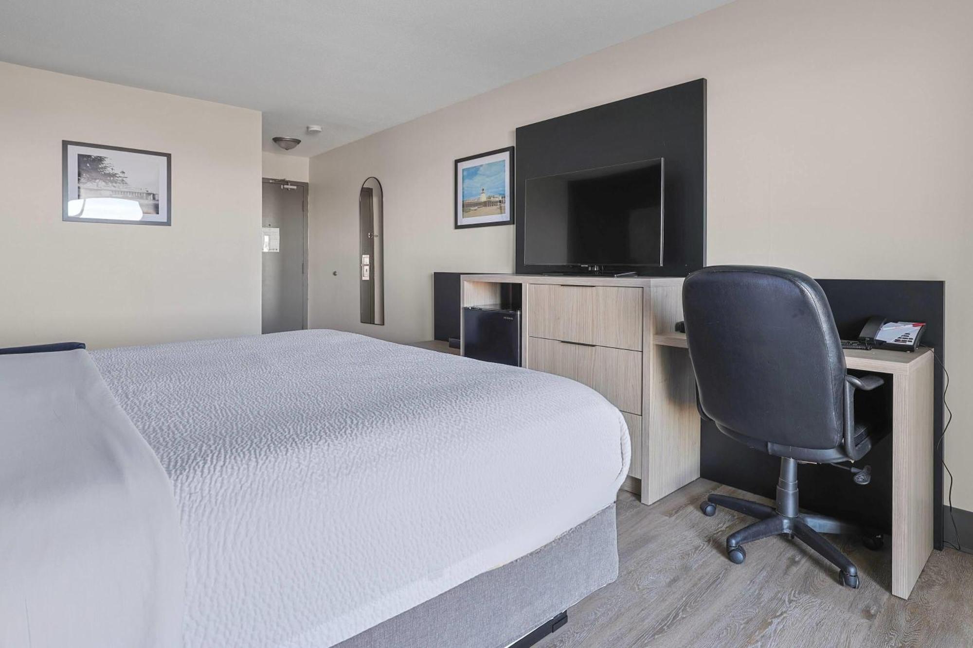 The Jordan Hotel Ramada By Wyndham Buitenkant foto